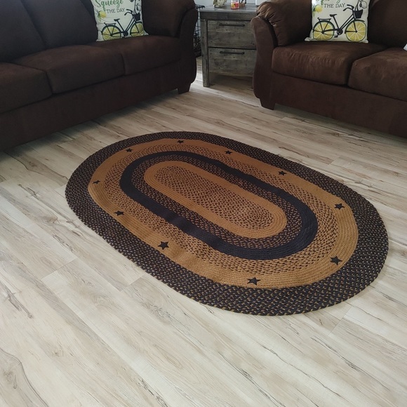 Large primitive area rug. - Picture 2 of 4